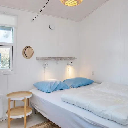 6 Person In Sj Lund Feriehus *