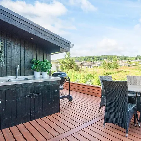 Semesterbostad 6 Person In Sjolund-by Traum